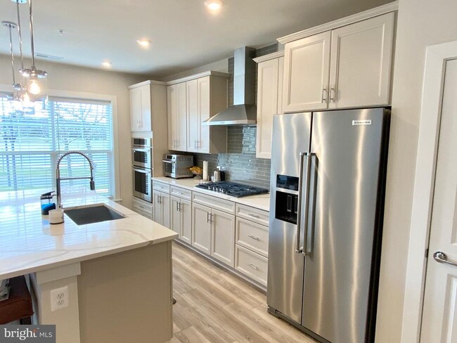 Building Photo - 106 St Ives Pl