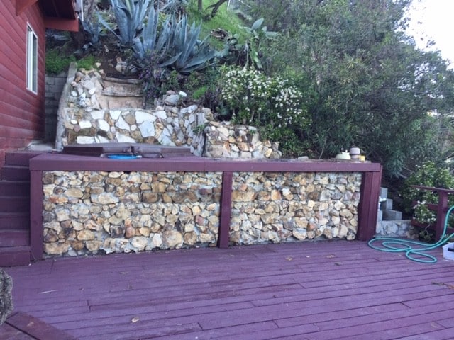 Rockery/jacuzzi/waterfall Front deck - 6895 Pacific View Dr