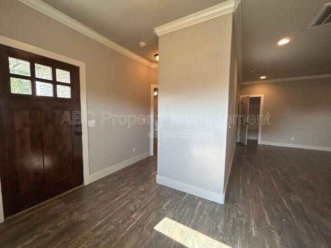 Foto del edificio - 3101 SW Warberry Ave