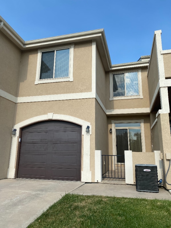 Building Photo - 3545 Big Ben Dr