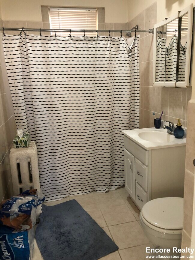 Foto del edificio - 879 Beacon St