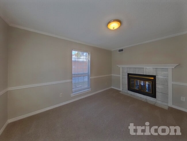 Building Photo - 1417 Baker Dr