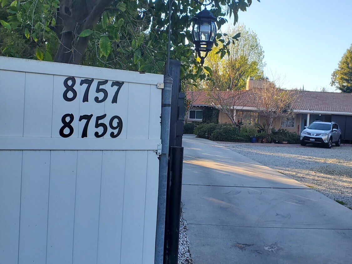 Building Photo - 8759 Shoshone Ave