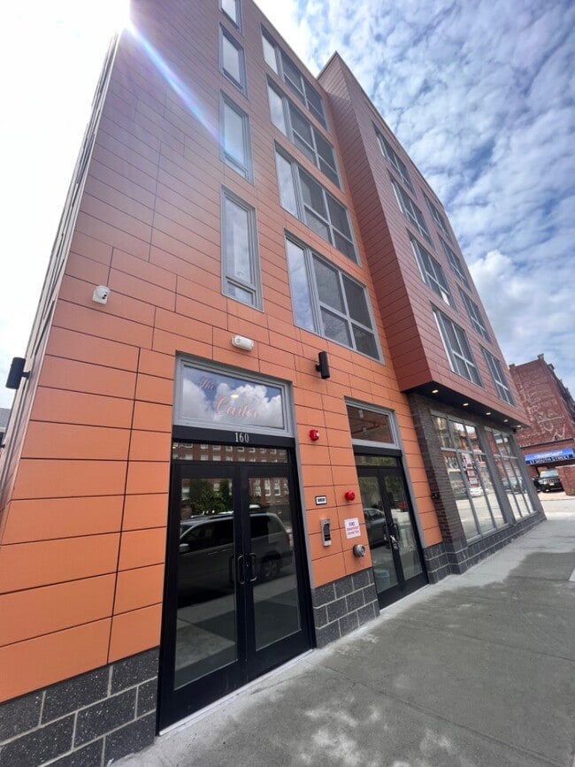 Building Photo - 160 Middlesex St