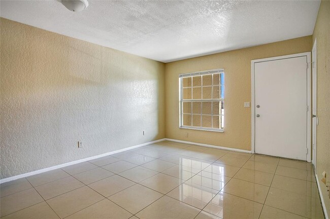 Building Photo - 3164 Redditt Rd