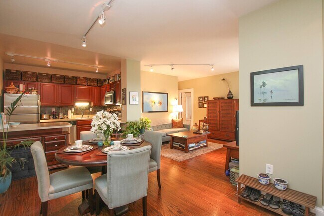 Foto del edificio - 1325 13th St NW