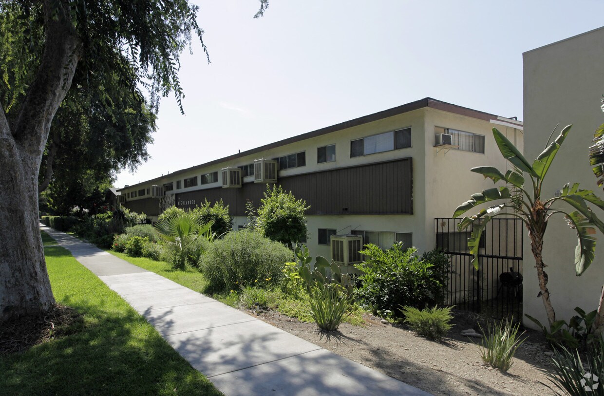 Foto del edificio - 462 W Arrow Hwy