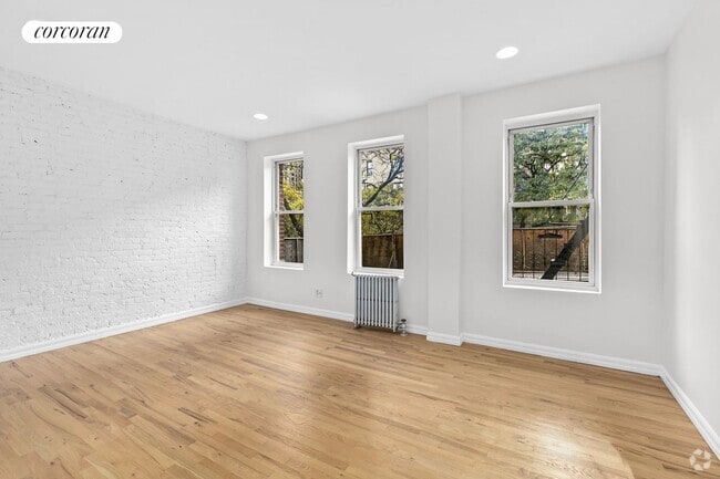 Building Photo - 53 W 106th St