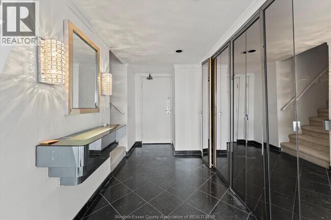 Building Photo - 380 Pelissier St