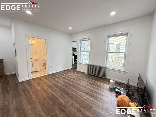 Photo - 81 Alder St Townhome