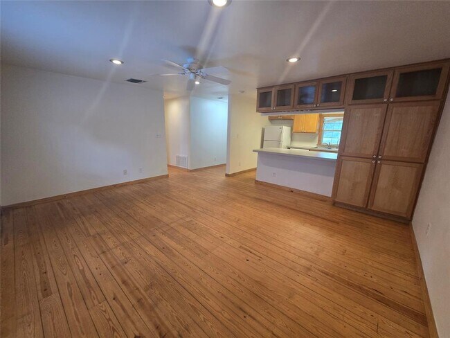 Foto del edificio - 500 Laurel St