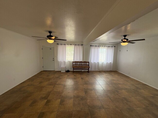Foto del edificio - HOME FOR RENT IN NORTHEAST EL PASO
