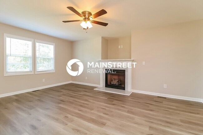 Building Photo - 3 Bedroom Pet-Friendly Home in ANGIER, NC ...