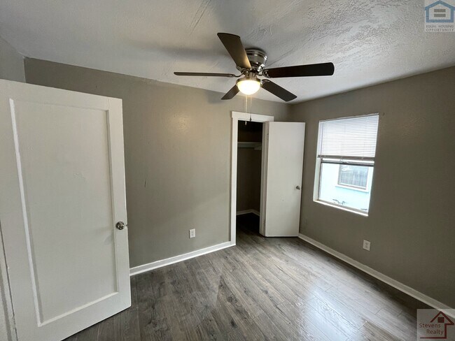Foto del edificio - 309 1/2 SW 19th St