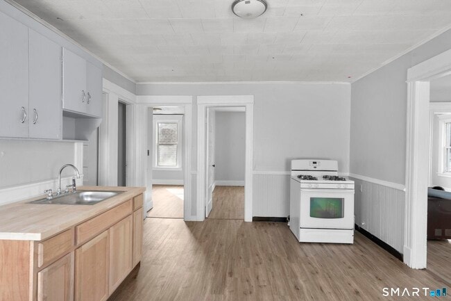 Foto del edificio - 73 South St