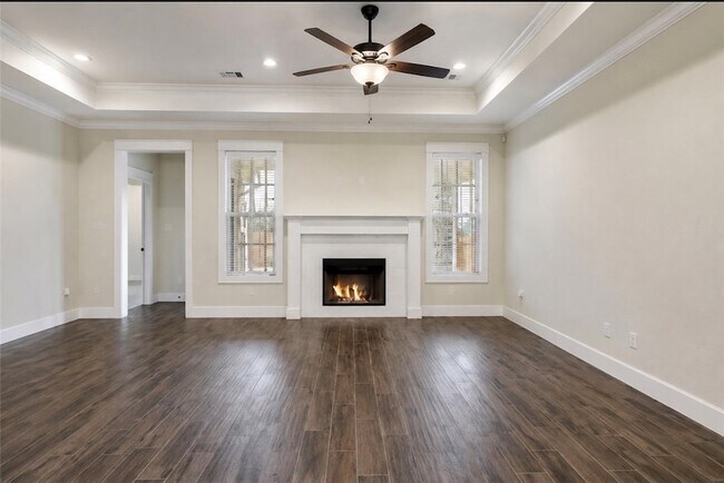 Building Photo - 4002 Heru Ct