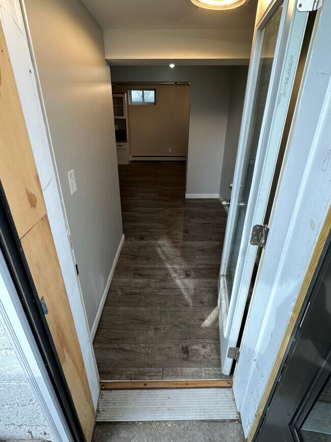 Entrance - 4135 Portland Ave