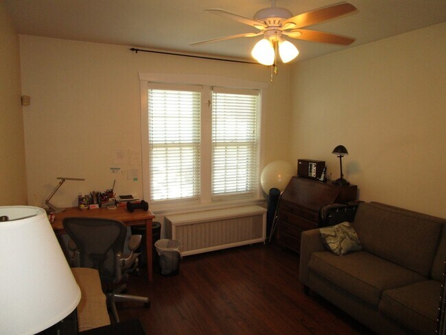 Foto del edificio - 554 Sheridan Square