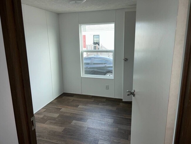 Foto del edificio - 306 Hovie Ct