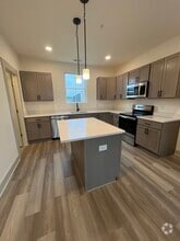 Building Photo - 601 Harper Lndg