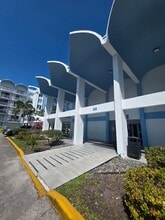 Building Photo - 496 NW 165th St