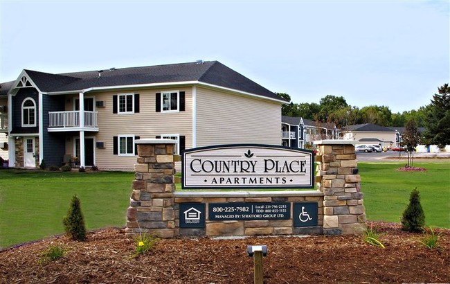 Country Place Exterior 2 - Country Place Apartments