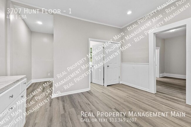 Foto del edificio - 3707 Hunt St