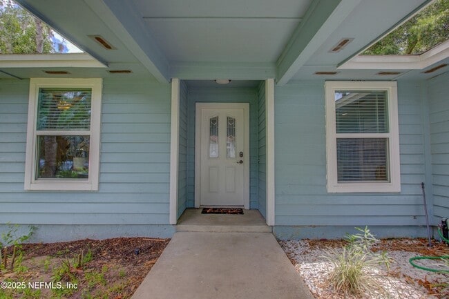 Building Photo - 11657 Brush Ridge Cir N