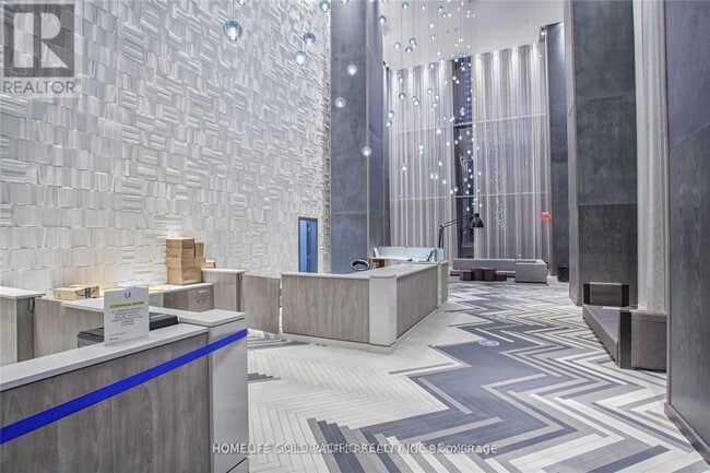 Photo du bâtiment - 1080 Bay St.