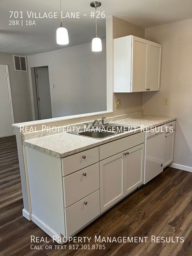 Foto del edificio - 701 Village Ln