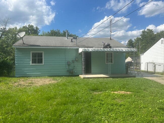 Rear - 6231 Windsor Dr