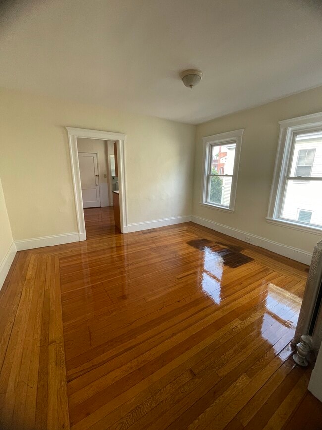 Building Photo - 15 Egerton Rd