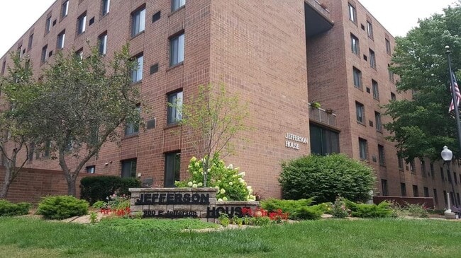 Building Photo - Jefferson House Senior Living