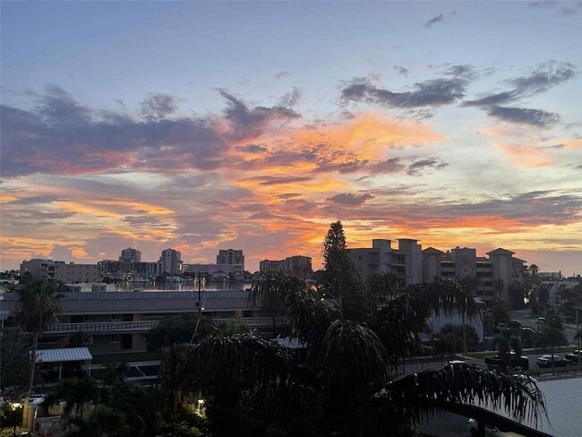 Photo - 400 Island Way Apartment