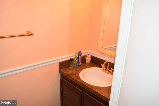 Foto del edificio - 6026 Forrest Hollow Ln