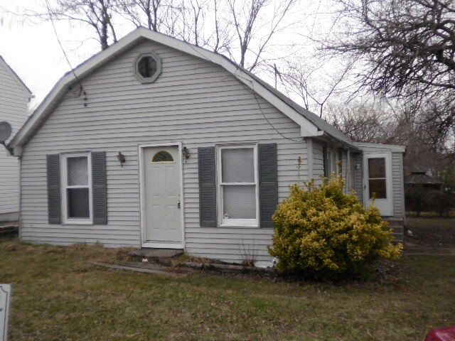 Foto principal - 1715 Hall Ave