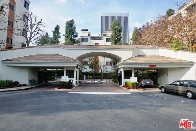 Building Photo - 2132 Century Park Ln