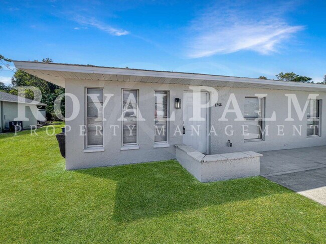 Foto del edificio - 17582 Cypress Point Rd