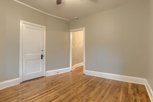 Building Photo - 119 Herr St