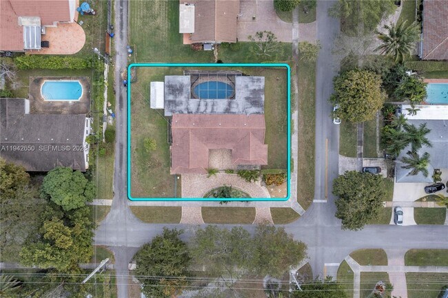 Foto del edificio - 601 N 44th Ave