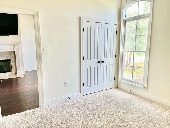 Foto del edificio - 3147 Hudson Park Dr