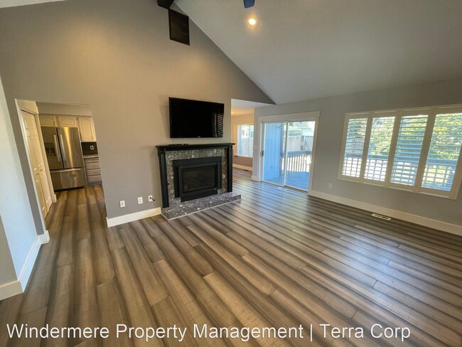 Foto del edificio - 3 br, 2 bath House - 4604 San Juan Avenue
