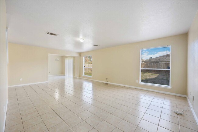 Foto del edificio - 4806 Cotton Ridge Trail