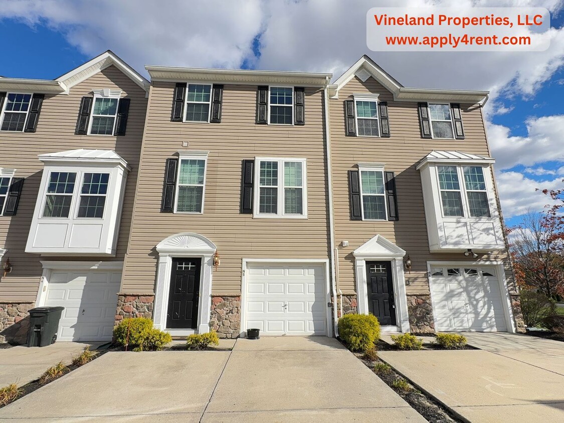 Primary Photo - 1720 SF Townhome - 3 BR/1.5 BA in Vineland - Kings Crossing!