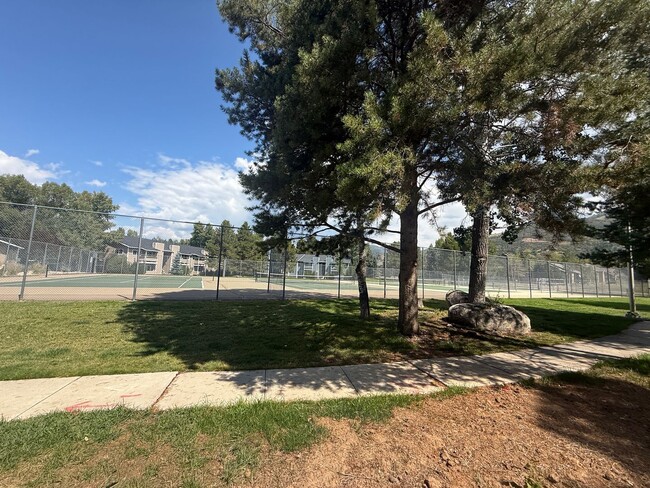Building Photo - 1 Bedroom for Lease Walton Village Steambo...