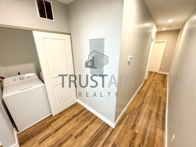 Foto del edificio - 1712 N Marshall St