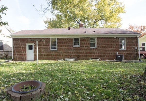 Building Photo - 1412 N Alton Ave
