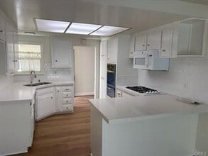 Building Photo - 24091 Birdrock Dr
