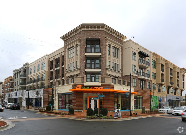 Building Photo - Haven at Avalon