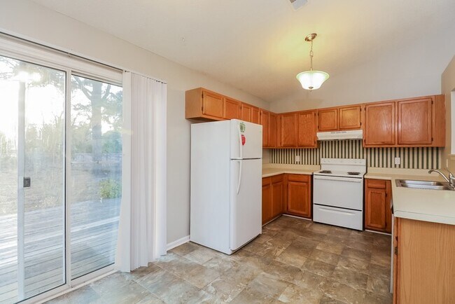 Building Photo - Cozy 3 Bedroom in Columbia